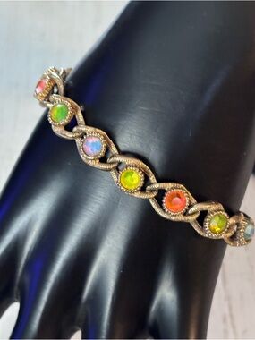 🌼VTG Sarah Cov “Moon-Lite” 1970’s Bracelet